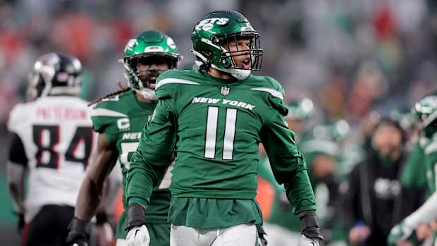 Jets' DE Jermaine Johnson (11)